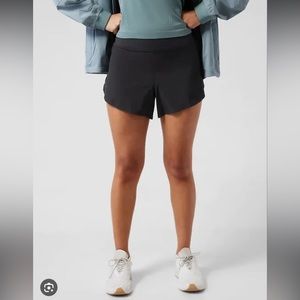 Athleta run with it 3.5”